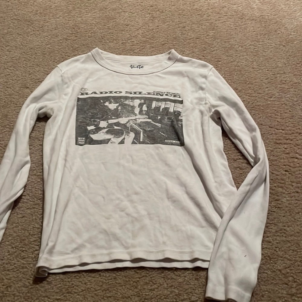 Brandy Melville radio silence long sleeve